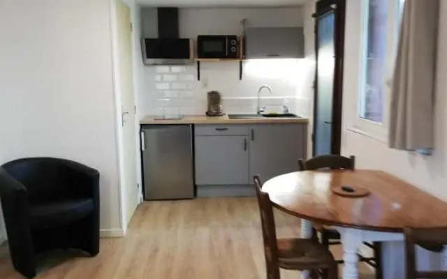 studio avec jardin à Rodez