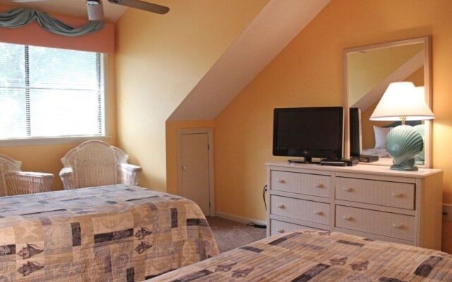 St James Park Unit 7 D by RedAwning