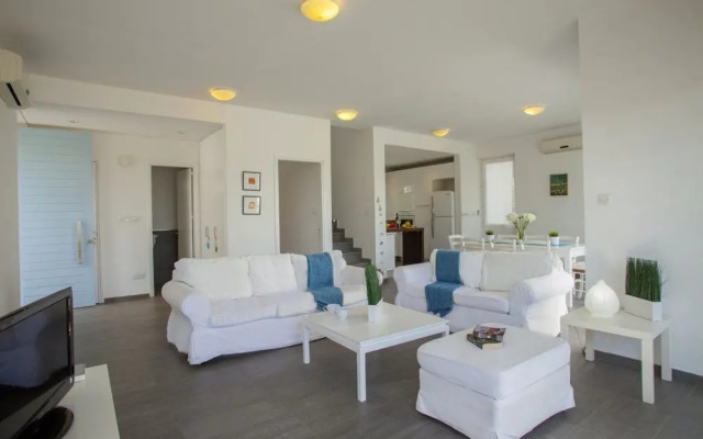 3 Br Villa Centrum - Chg 8922