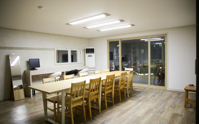 Business Hotel Haeundae S