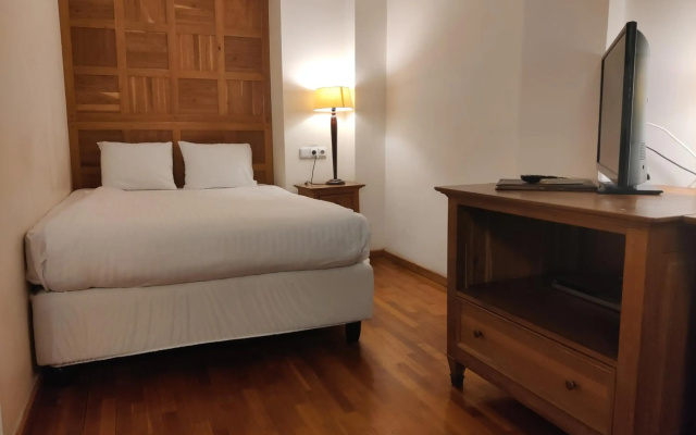 Rembrandt Hotel