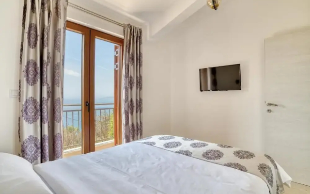 Seaview Villa Lavanda with pool