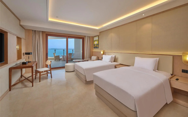 DoubleTree by Hilton Sanya Bay