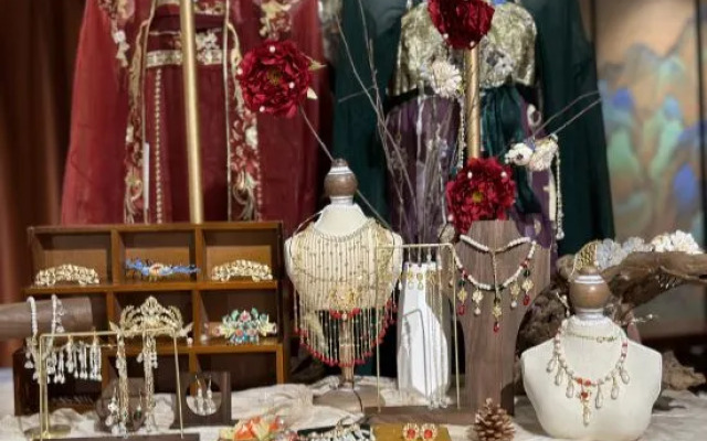 Homeinn · neo (Xi'an Zhonglou Subway Station)