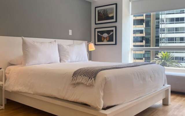 w Classy 2BR With City View in Miraflores