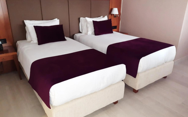 Xenon Hotel & SPA