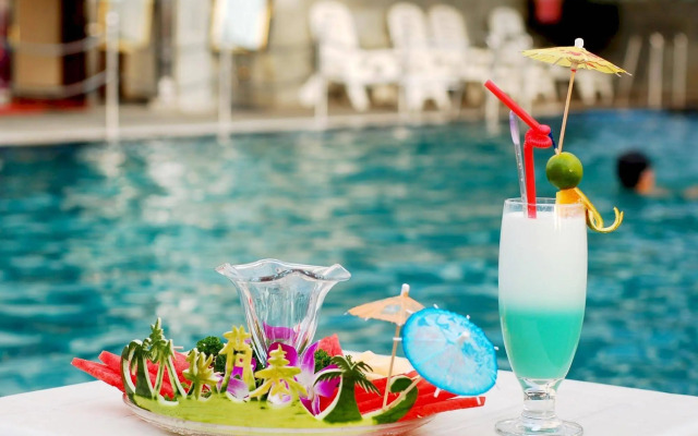 Meahood Hi-Thai Hotel