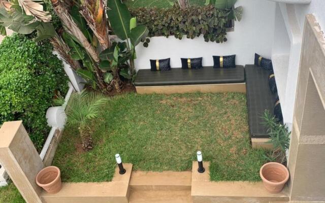Villa avec piscine privée près de Casablanca Maroc