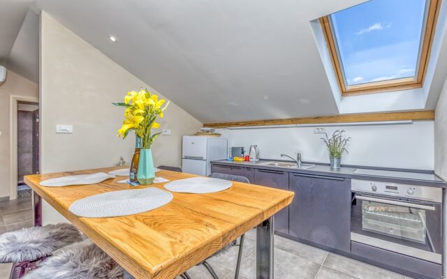 Beach Apartment Kostrena 2