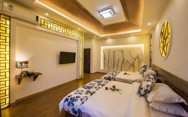 Dream In Jiangnan Hotel