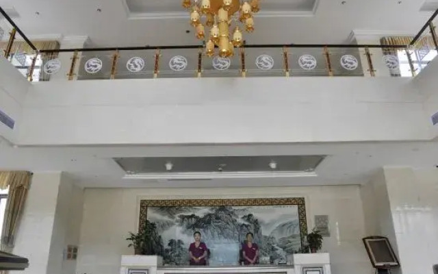 Longchuan Hotel