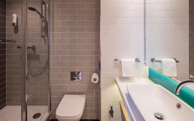 Holiday Inn Express Belfast City by IHG