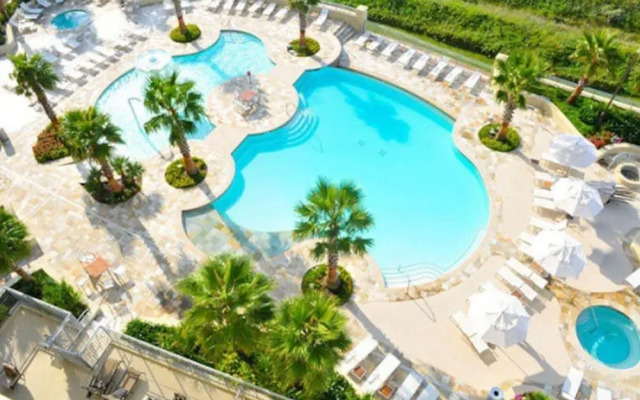 Palisade Palms Oceanfront Condo 5-star Amenities