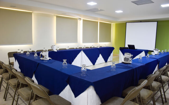 Hotel Gardenia Inn