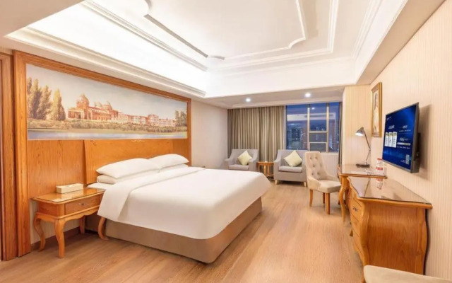 Vienna International Shenzhen Caopu Jindaotian