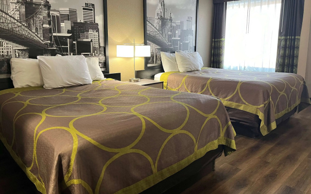 Super 8 by Wyndham Harrison OH