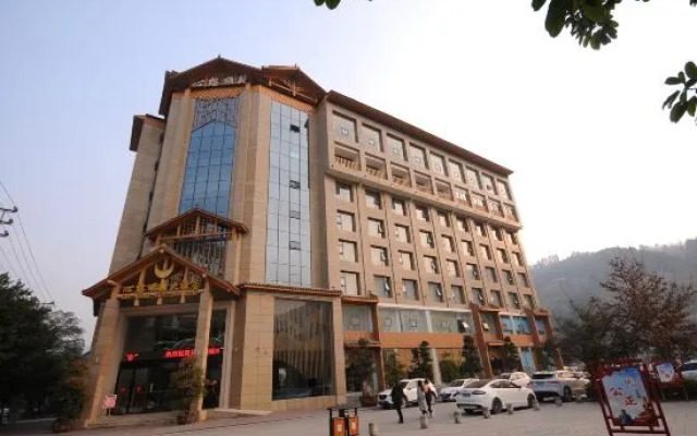 Xenp Xangh Xedt Lail Hotel