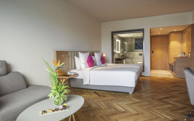 Novotel Vijayawada Varun Hotel