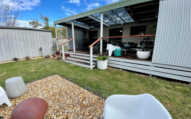 Vacation on Nation – Outside – Inverloch
