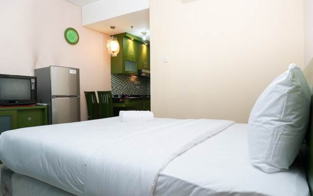 Cozy Studio Apartment at Cosmo Terrace