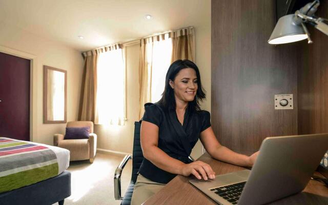 Grosvenor Hotel Adelaide by Accor