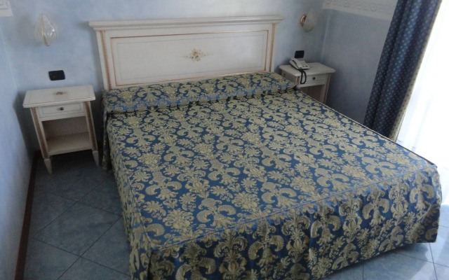 Hotel Confine