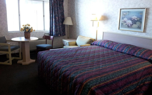 Sun Valley Inn & Suites