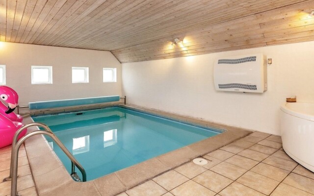 8 Person Holiday Home in Blavand-by Traum