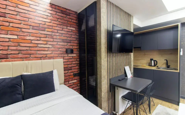 Nomad Hub Istanbul Suit