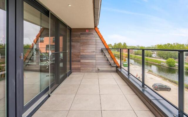 Renewed comfort duplex w 2 terraces nearby Marina