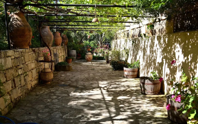 Viglatoras Traditionals Apartments