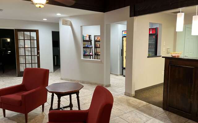 Motel 6 Junction, Texas - Llano River