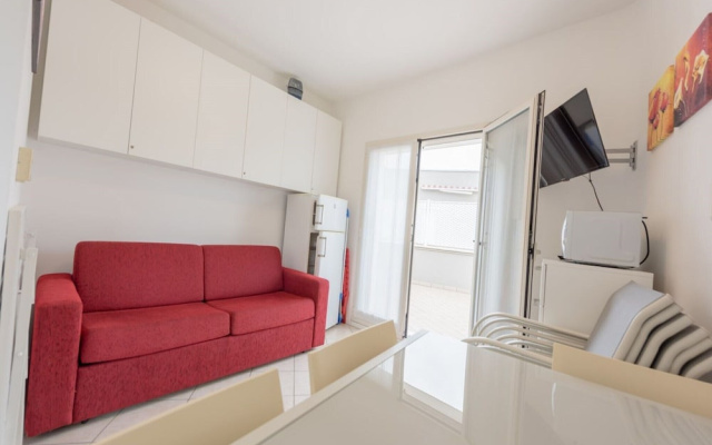 Lovely Flat With Modern Furnishings - Beahost