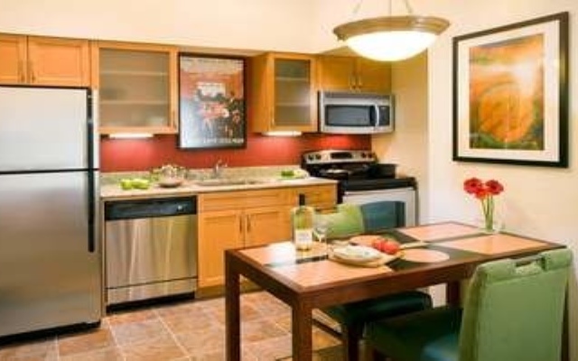 Premiere Hotel Apartments
