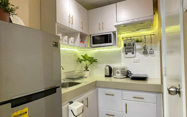 SMDC Trees Residences Tower 1 - 2BR Newly Renovated Staycation