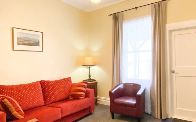 Tongariro Crossing Lodge