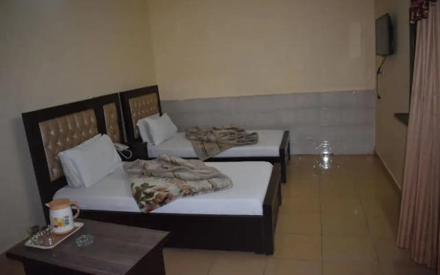 Hotel Sky INN