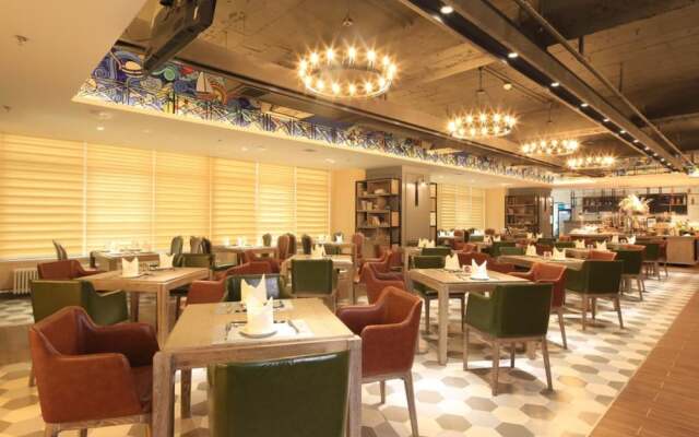 Herton Hotel Dalian