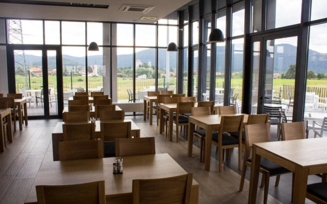 Hotel Lika Sjever