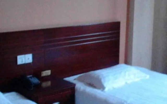 Jiangyan 996 Business Hotel