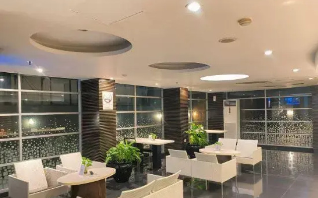 Studio One Thamrin Hotel