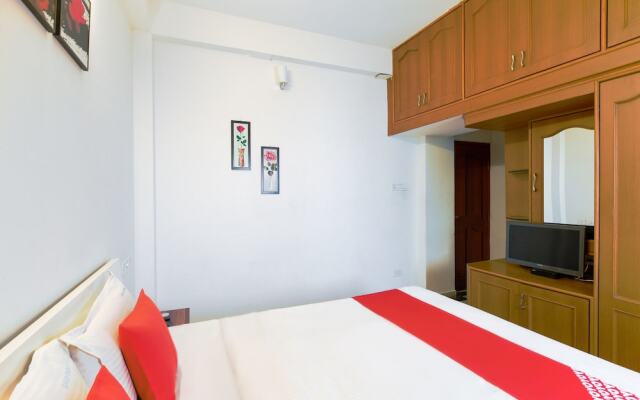 Hotel Rich Residency