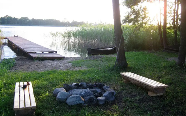 Domek Nad Jeziorem Białym