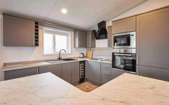 Host Stay Linden Lodge Ashdown Retreat