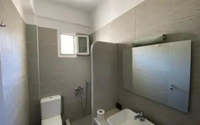 Deep Blue Rooms & Apartments