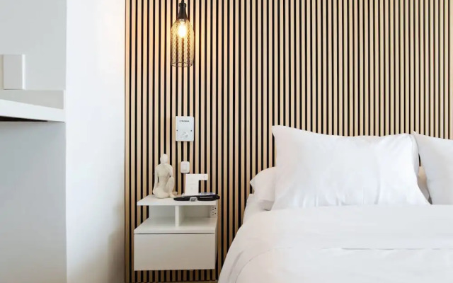 w Lovely Loft With Balcony in Crespo