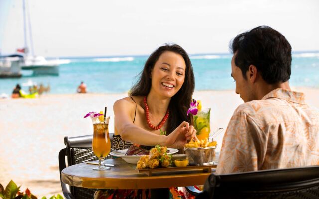 Hilton Hawaiian Village Waikiki Beach Resort