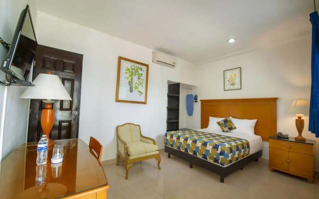 Hotel Embajadores