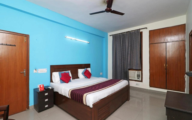 Hotel Akash Palace