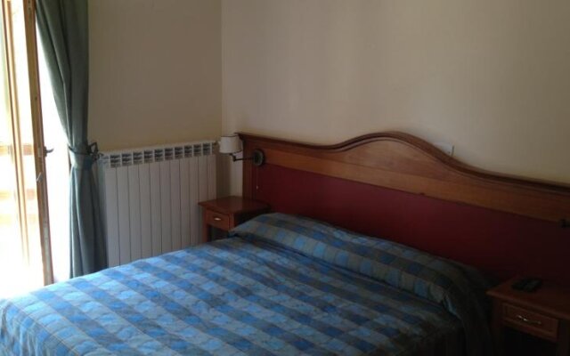 Cristall Hotel